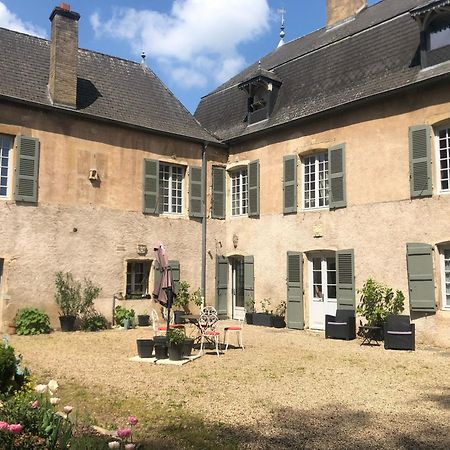 La Maison Des Gardes - Chambres D'Hotes Клюни Экстерьер фото